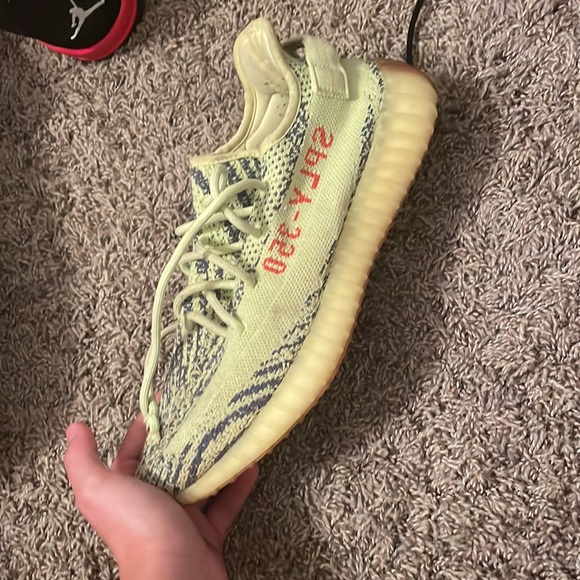 yeezy boost - Picture 3 of 5